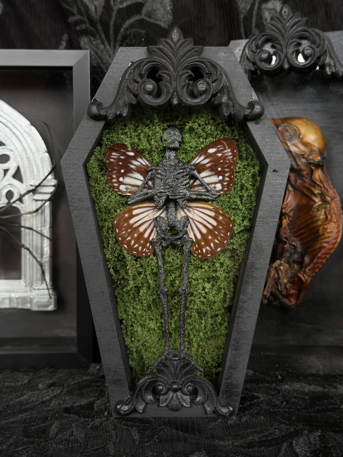 WILLOW FAIRY - Mother of Hades Dead Fairy Coffin Frame