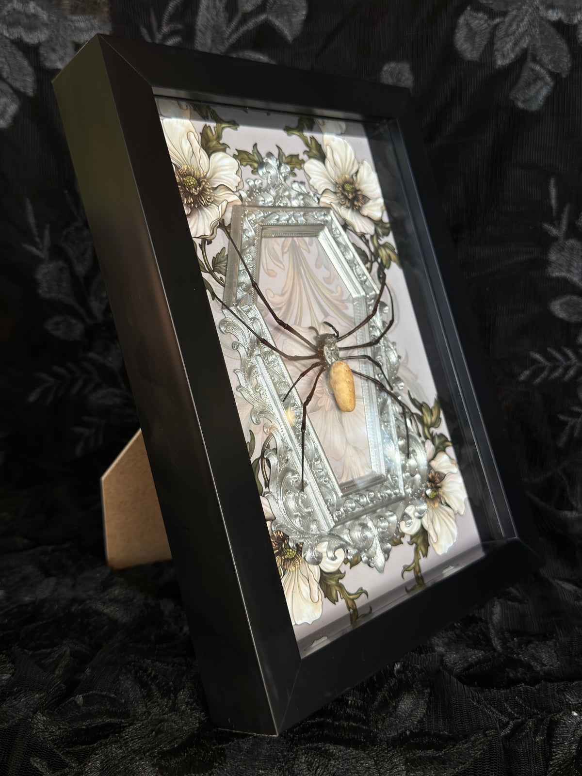 Sage Silver Orb Weaver Spider - Mother of Hades Frame