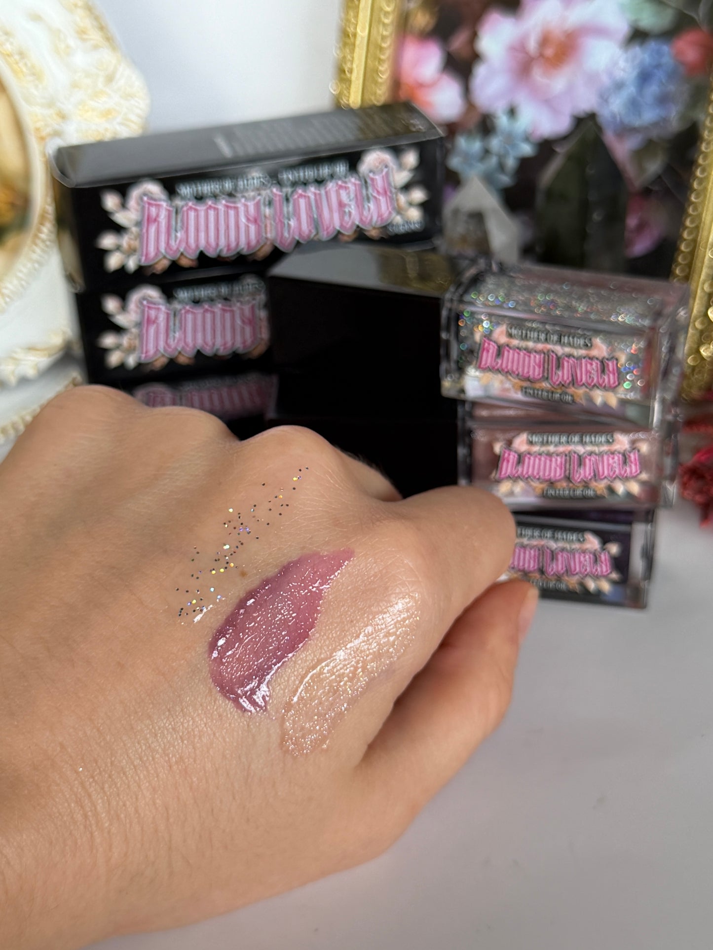 BLOODY LOVELY COLOUR CHANGING TINTED LIP OIL - Doom Bloom