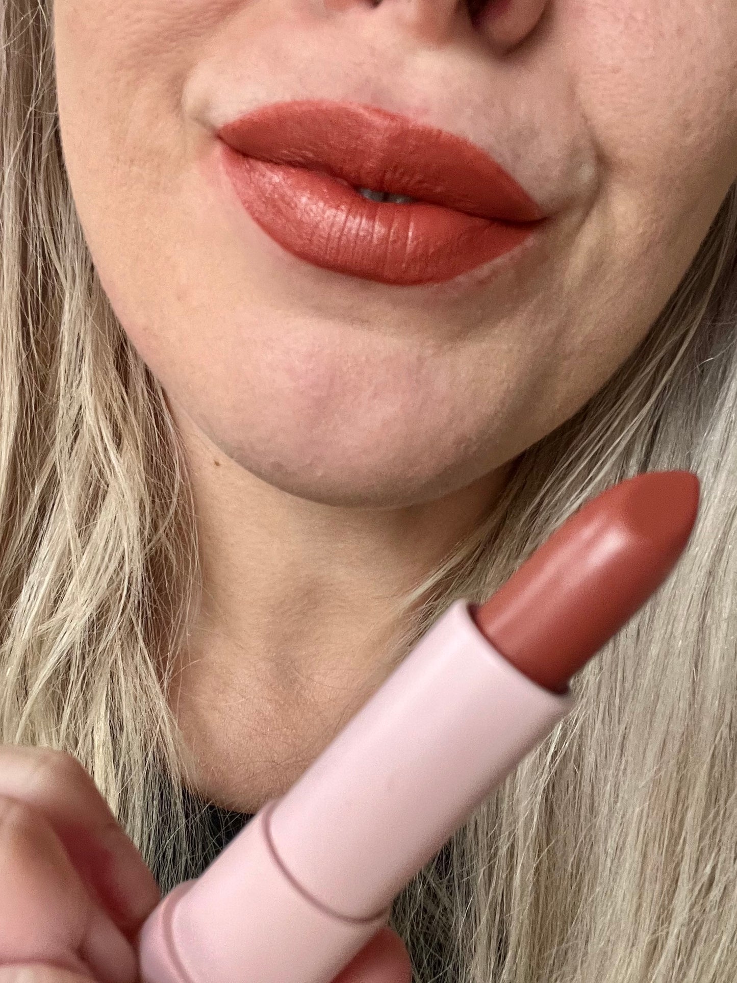 SIMMER DOWN - Traditional Cream Velvet lipstick