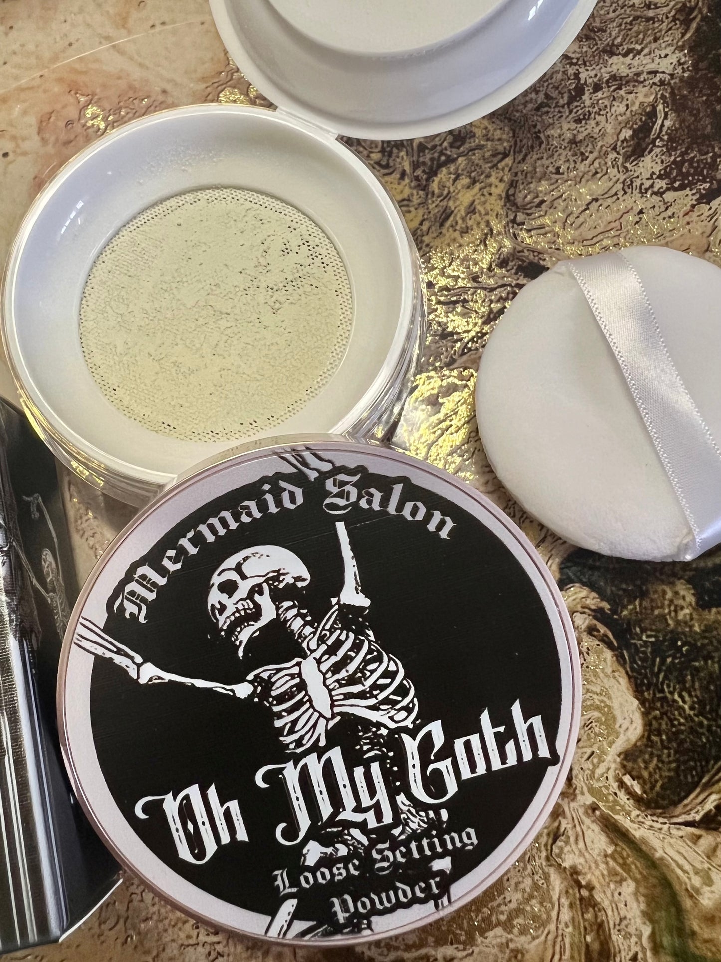 OH MY GOTH - Loose matte velvet setting Powder