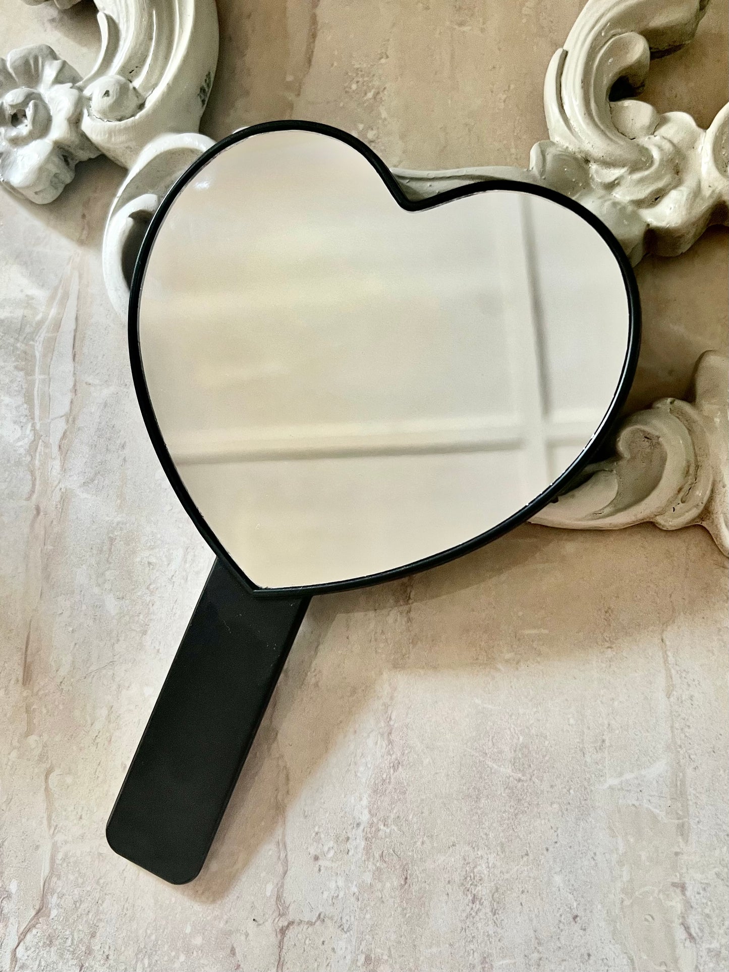 OH MY GOTH! Heart Hand Mirror