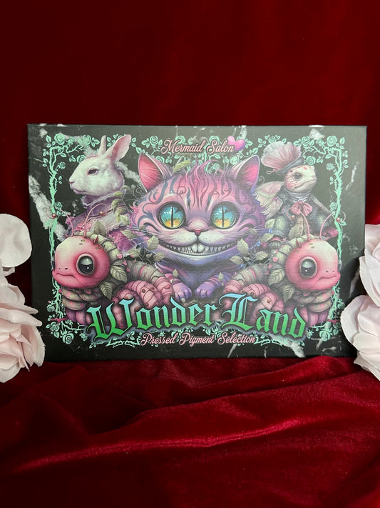 WONDERLAND - Pressed pigment Palette