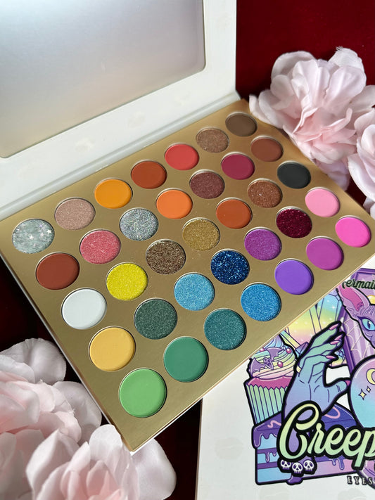 CREEPY CUTIE - Pressed pigment Palette