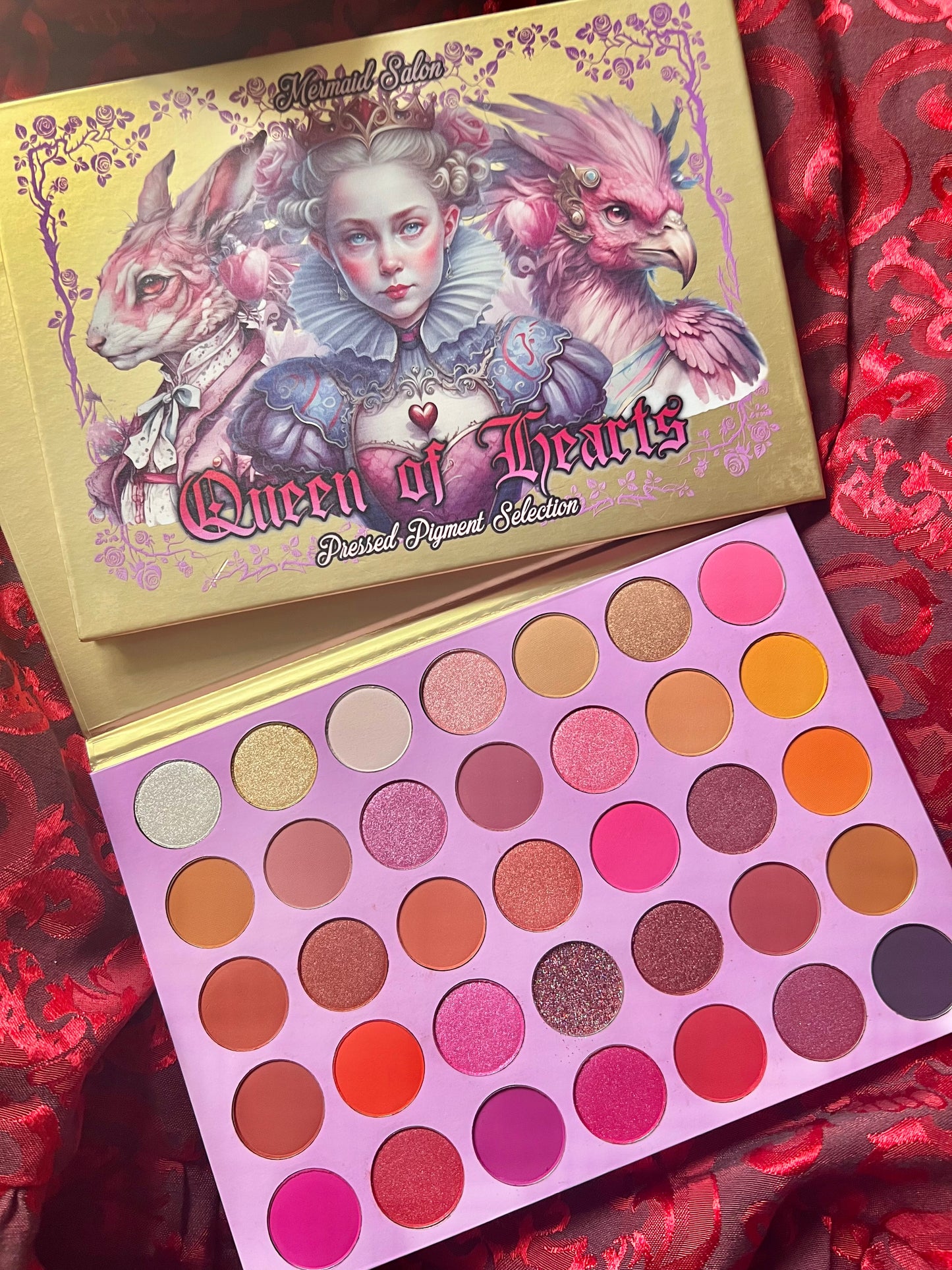 QUEEN OF HEARTS - Pressed eyeshadow palette