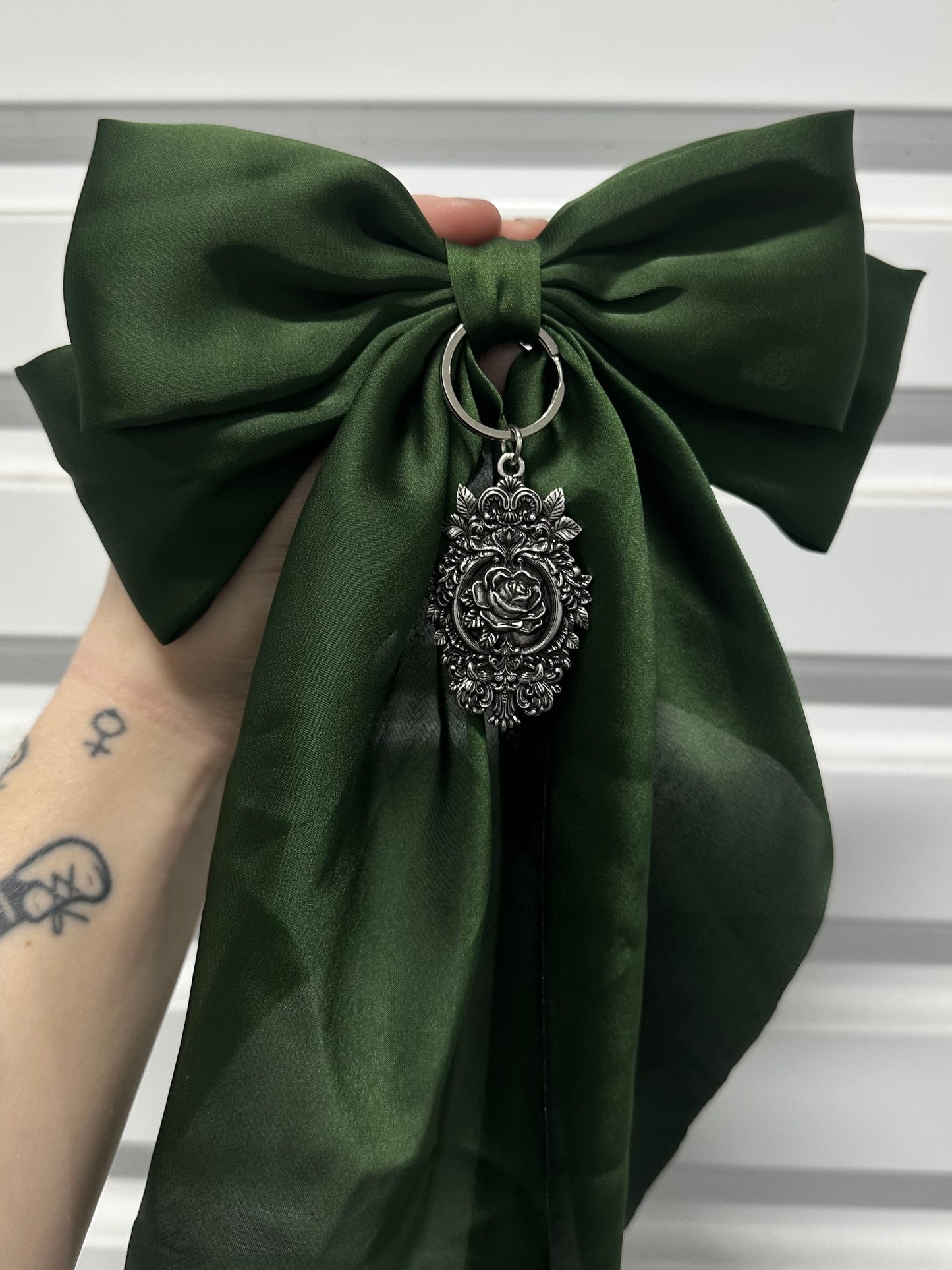 ETERNAL ROSE -  Mother of Hades NIGHT GARDEN Hair Bow