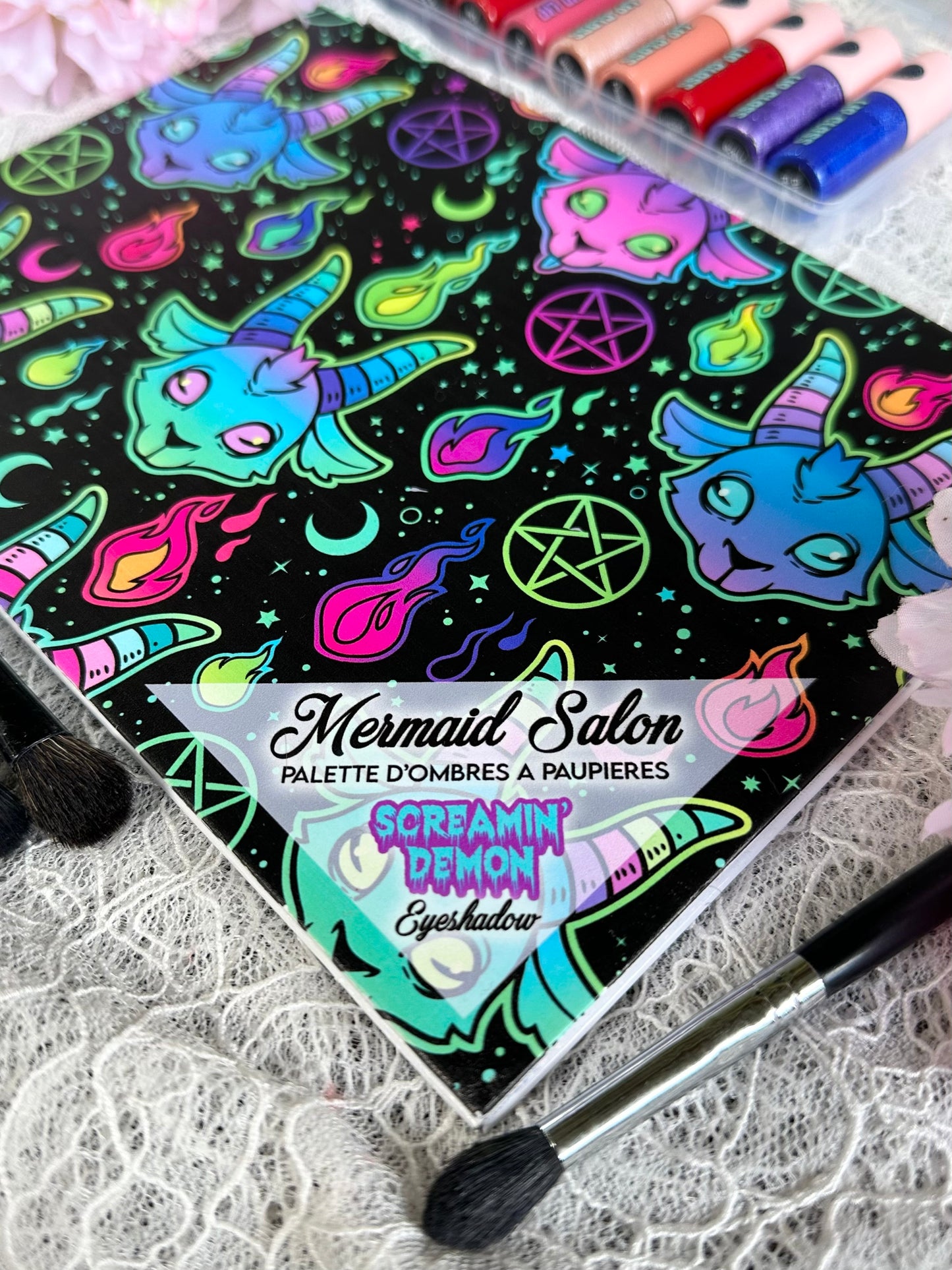 SCREAMIN' DEMON EYESHADOW PALETTE