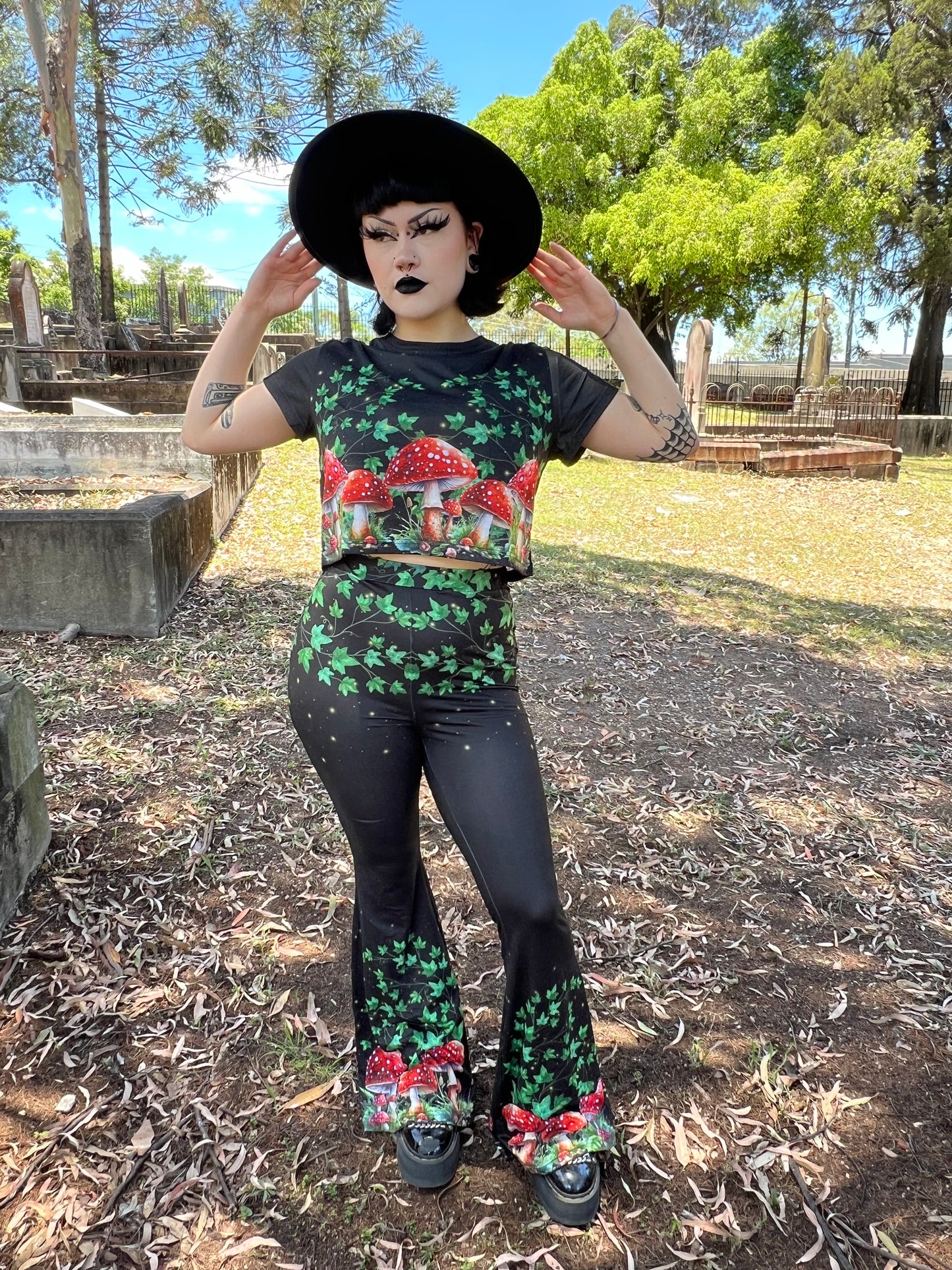 DON'T EAT IT - toadstool and poison ivy High waist flares