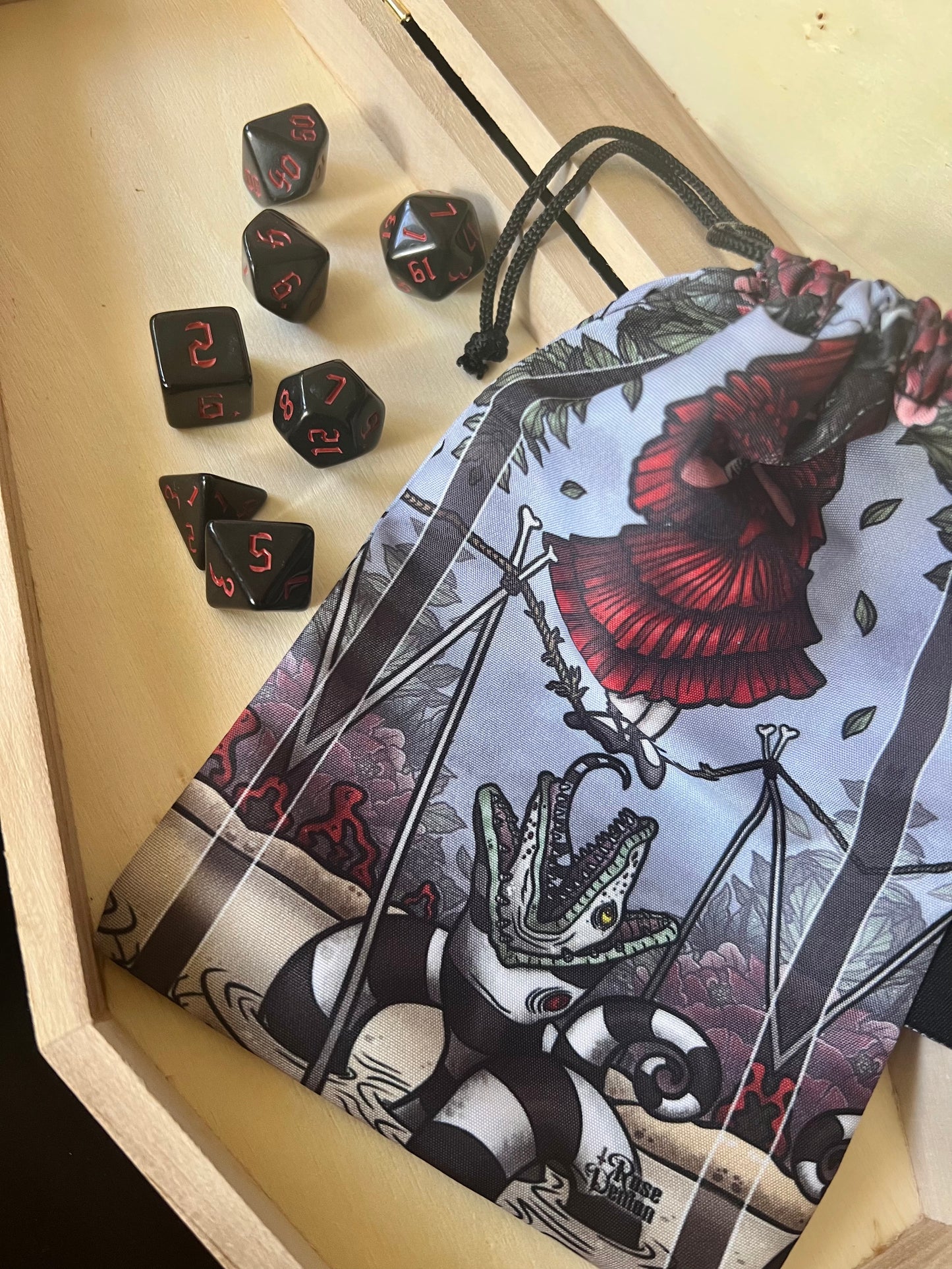 STRANGE & UNUSUAL - Table top gaming dice set